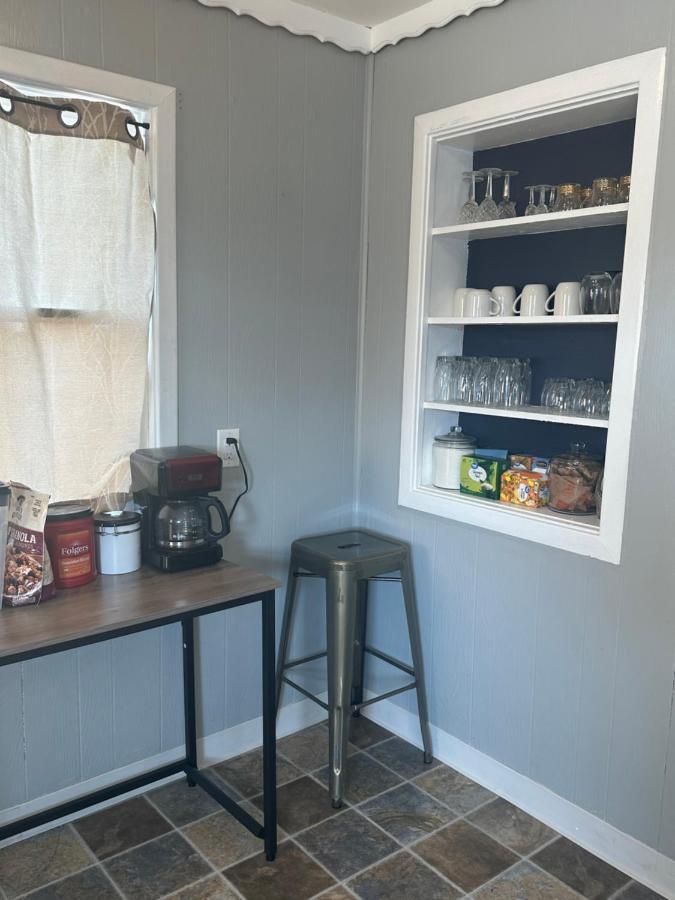 Tacoma Homestay- With Breakfast Included-Private Room Екстер'єр фото